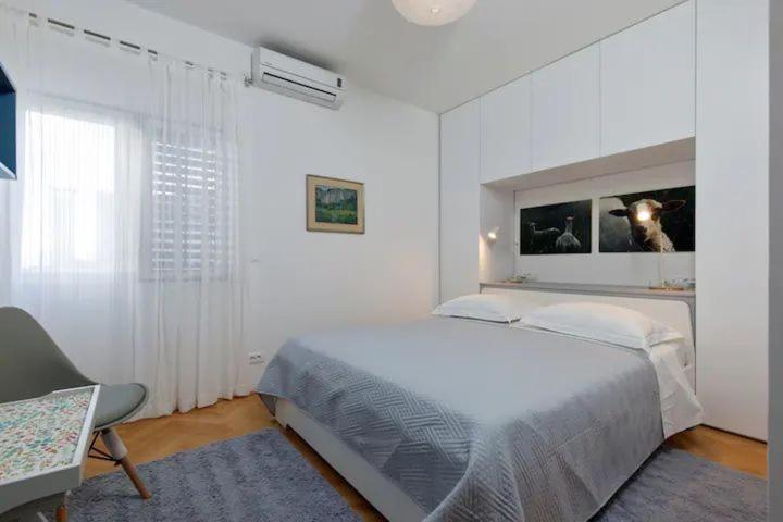 Apartment & Rooms Nugal 마카르스카 객실 사진