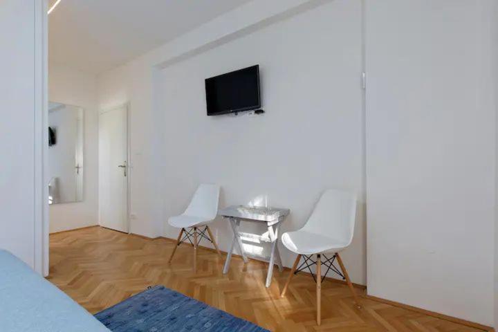 Apartment & Rooms Nugal 마카르스카 객실 사진
